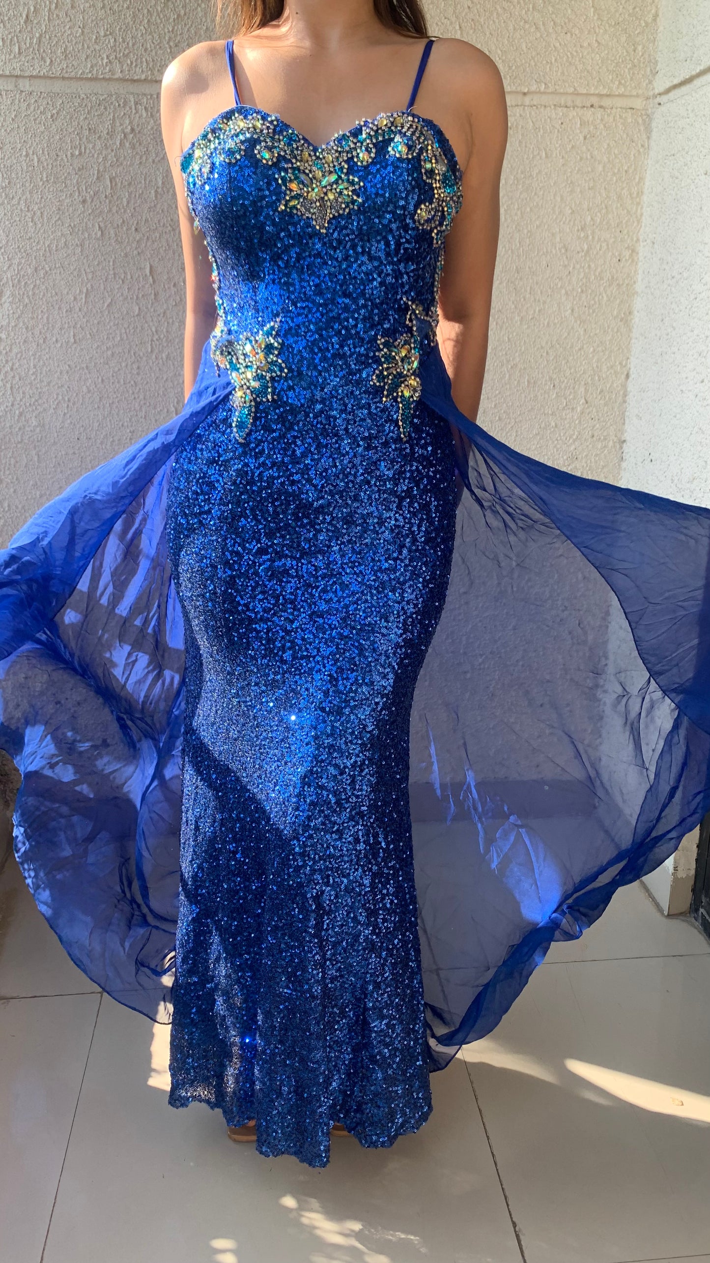 Beautiful Party Gown 140