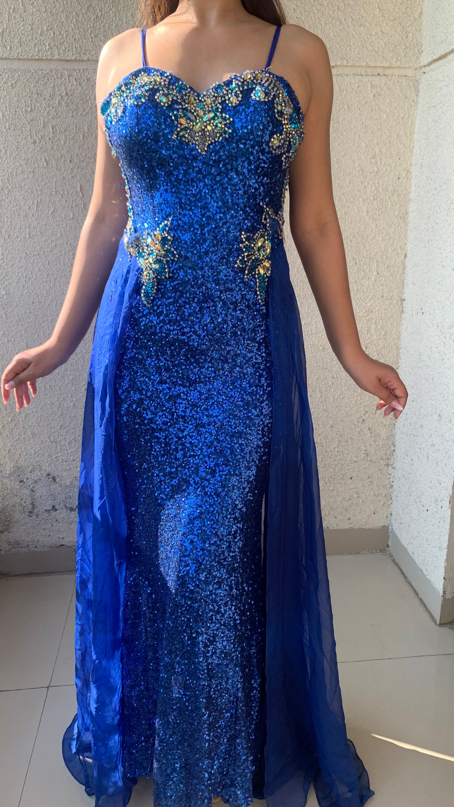 Beautiful Party Gown 140