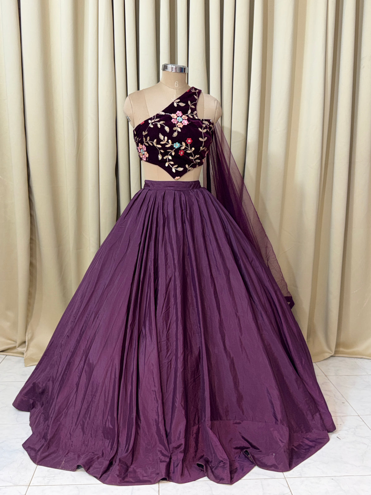 Wedding lehenga 4387