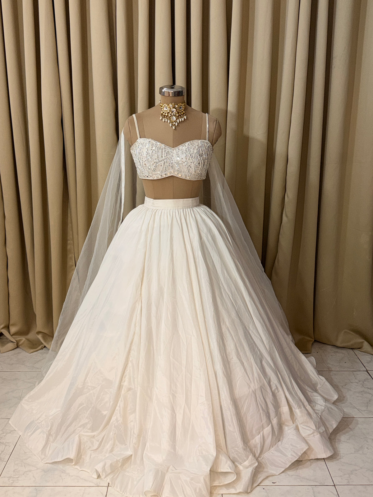 wedding lehenga 4337