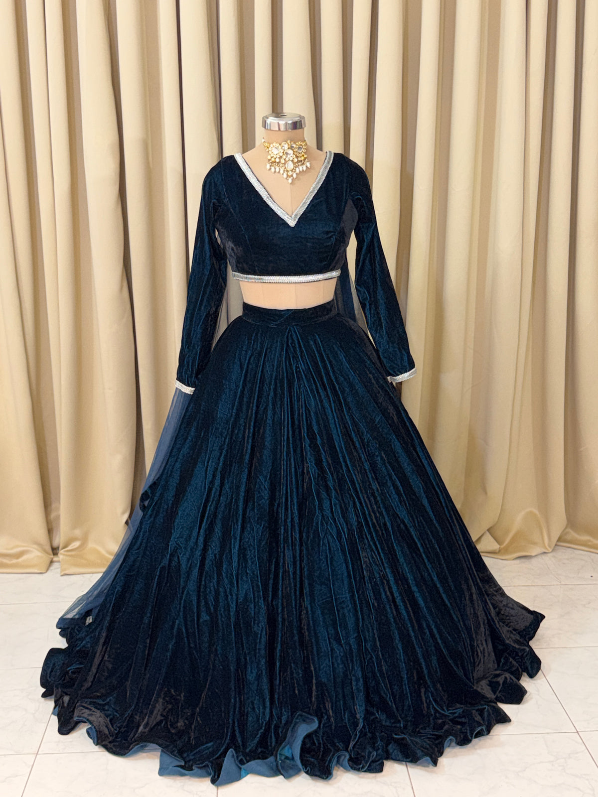 wedding lehenga 4300