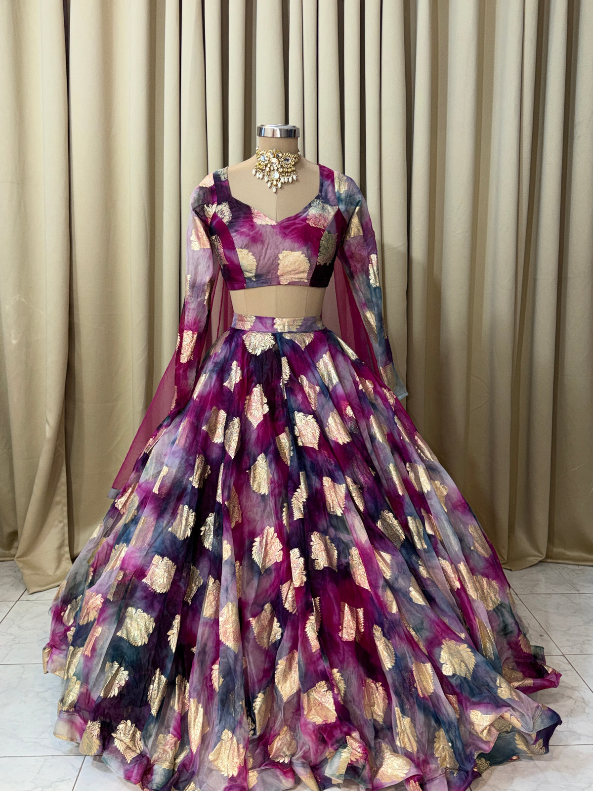 Wedding lehenga 4404
