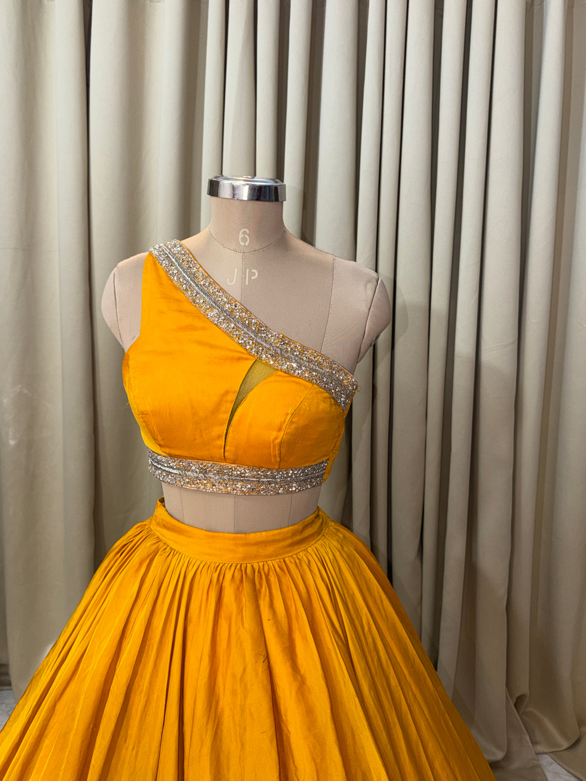 Wedding lehenga 4405
