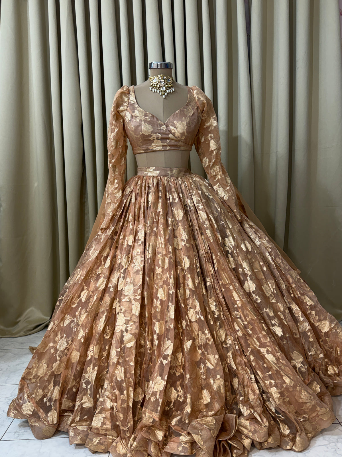 Wedding lehenga 4384