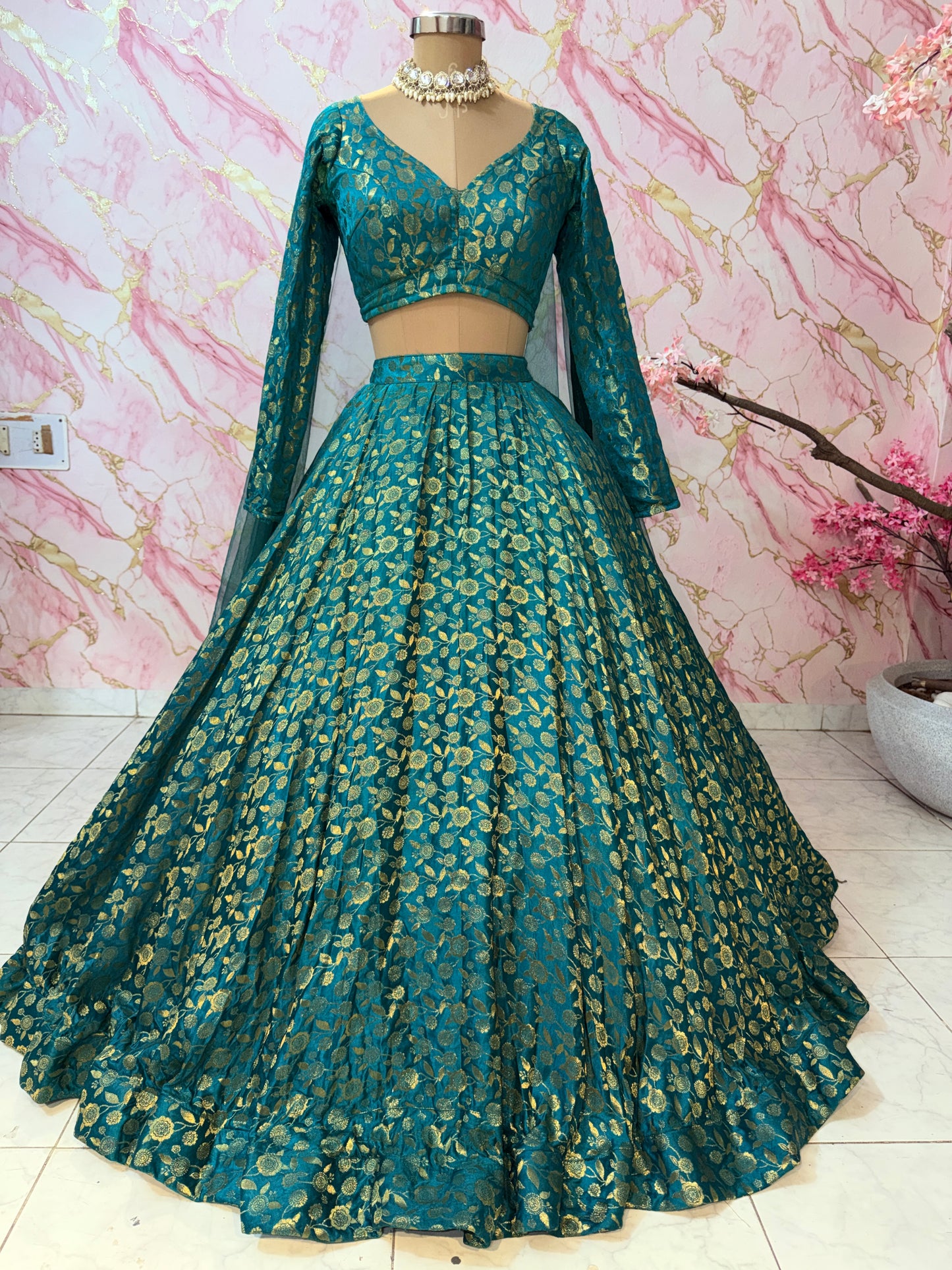 wedding lehenga 4182