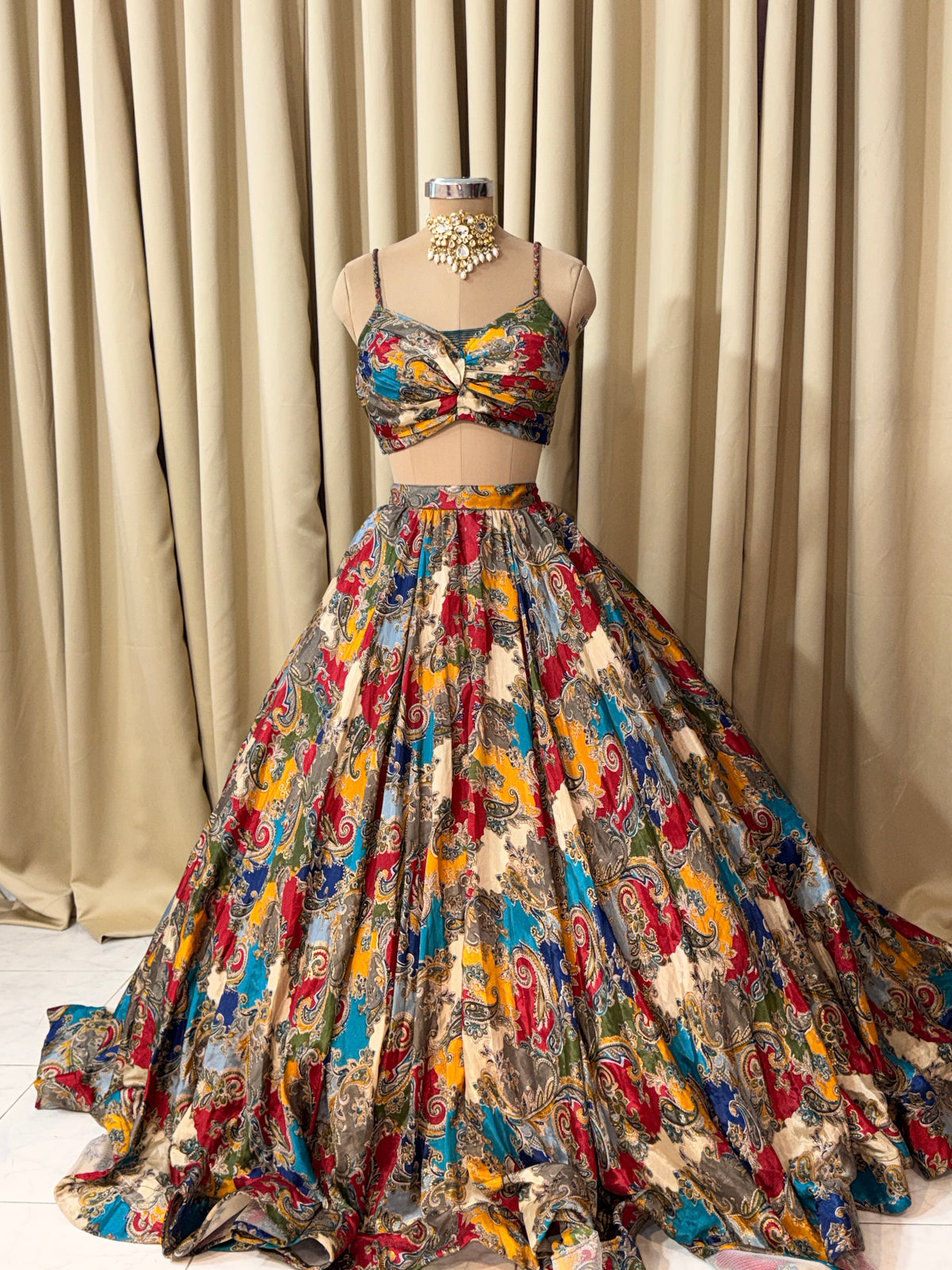 wedding lehenga 4327