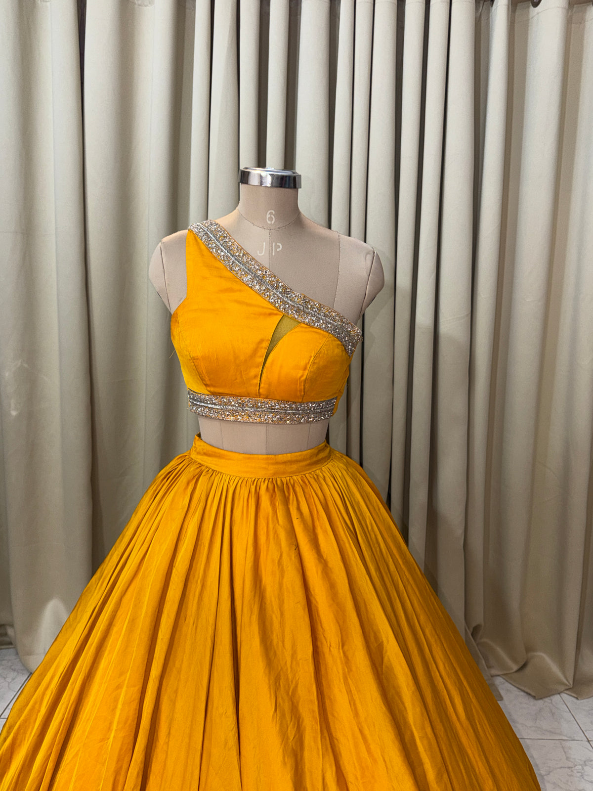 Wedding lehenga 4405