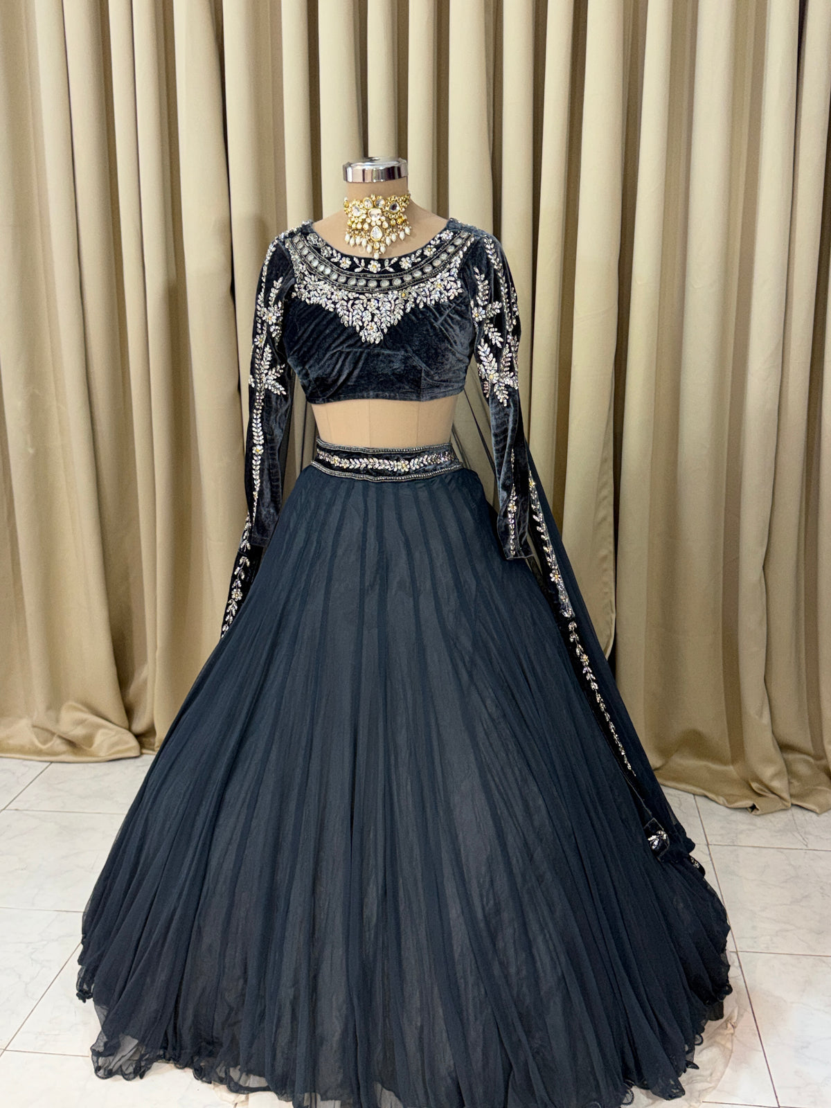 wedding lehenga 4316