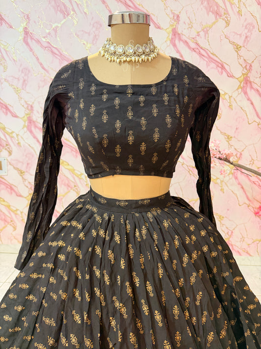 Embellished wedding lehenga 4127