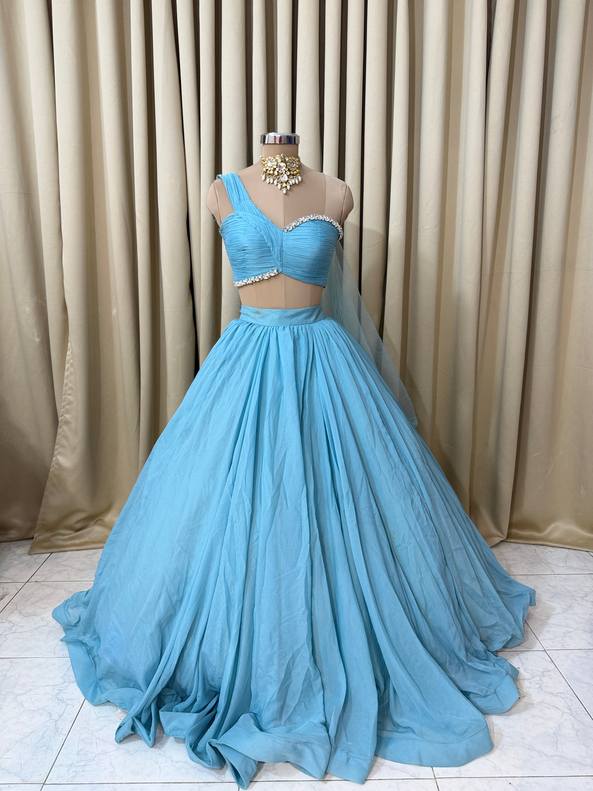 Wedding lehenga 4383
