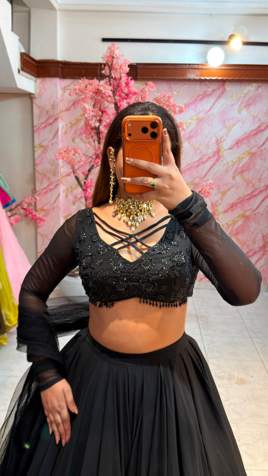 Embellished wedding lehenga 4084
